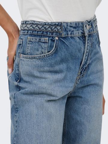 Свободные джинсы