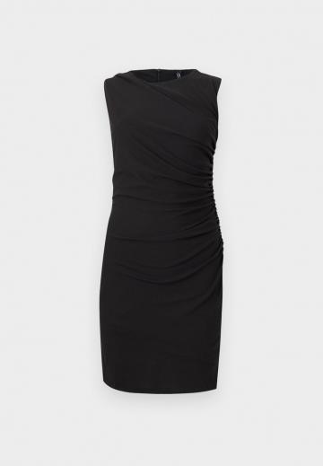 Короткое платье