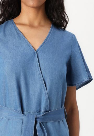 Джинсовый комбинезон