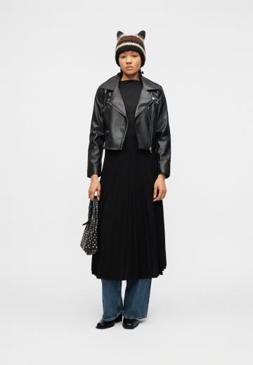 Байкерская куртка