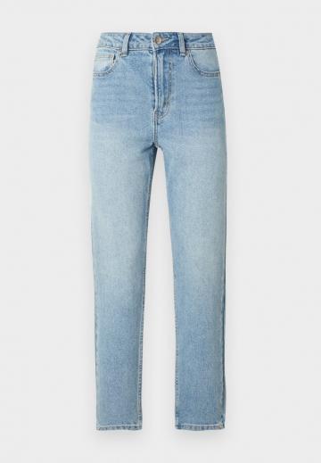 Короткие джинсы