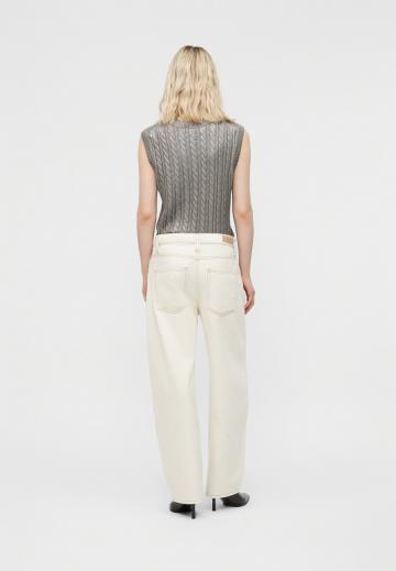 Свободные джинсы