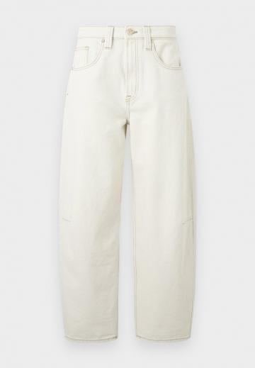 Свободные джинсы