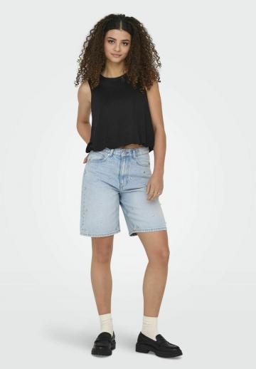 Джинсовые шорты