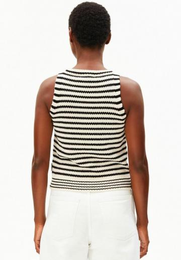 Пуловер без рукавов