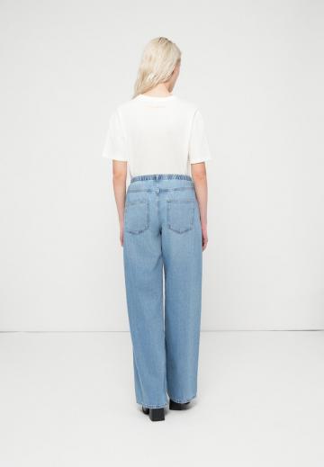 Свободные джинсы