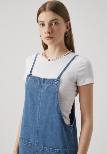 Джинсовый комбинезон