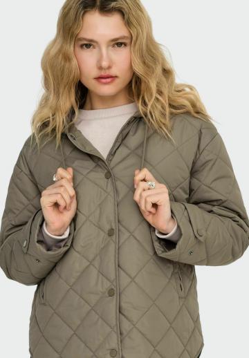 Зимняя куртка