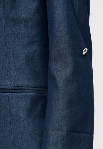 Длинный блейзер