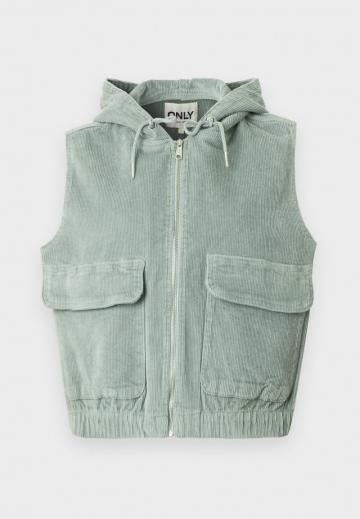 Вельветовая куртка