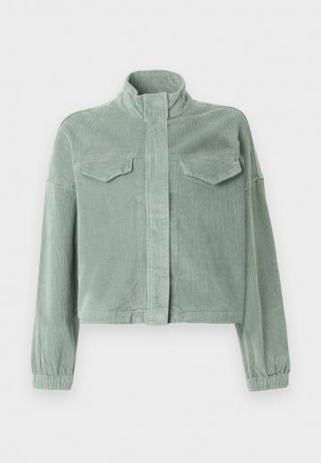 Вельветовая куртка