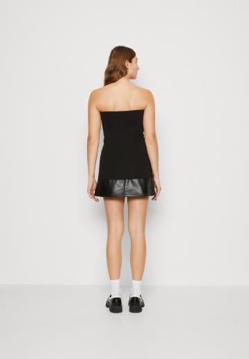 Бюстгальтер без бретелек