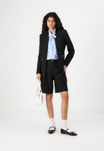 Длинный блейзер