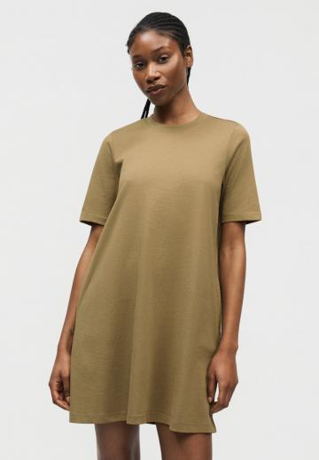 Короткое платье