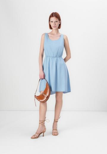 Джинсовый комбинезон