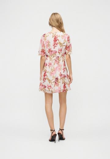 Короткое платье