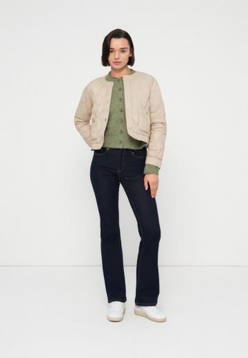 Короткая куртка