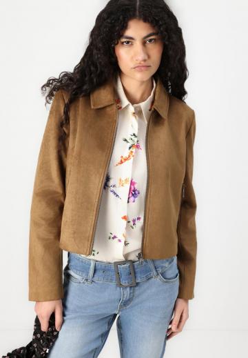 Короткая куртка