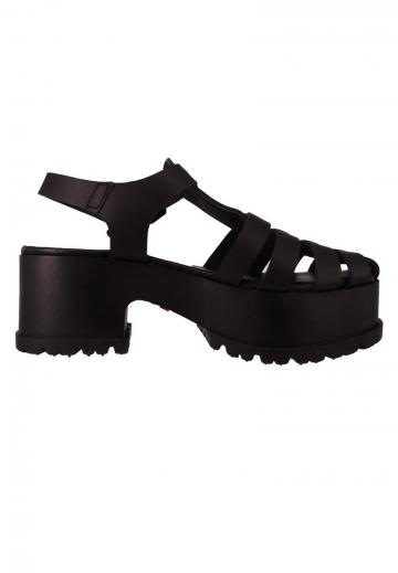 Босоножки на платформе