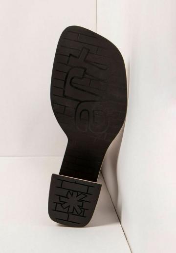 Ботинки челси