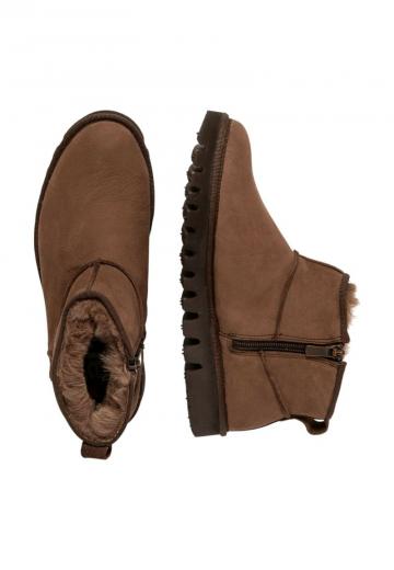 Зимние ботинки