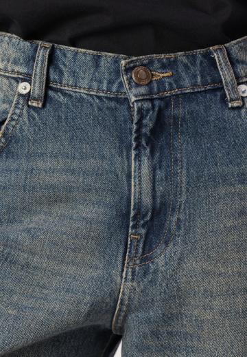 Свободные джинсы