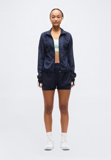 Спортивная куртка