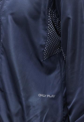 Спортивная куртка