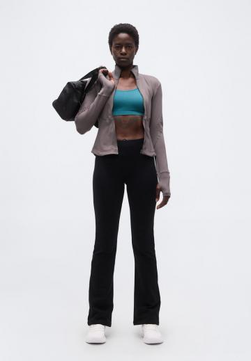 Спортивный бюстгальтер