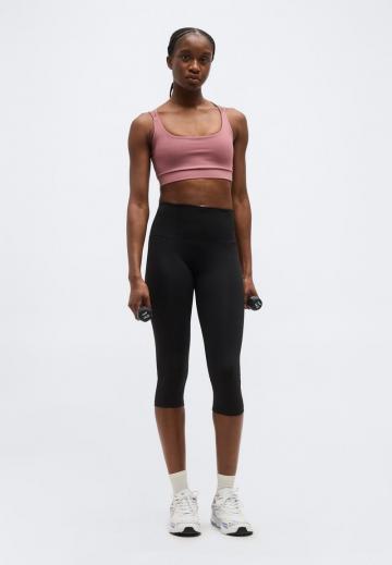 Спортивный бюстгальтер