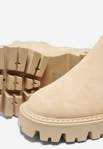 Ботинки челси