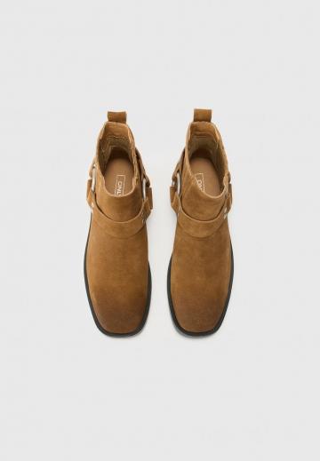 Ковбойские сапожки