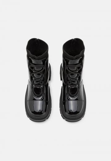 Полусапожки на платформе