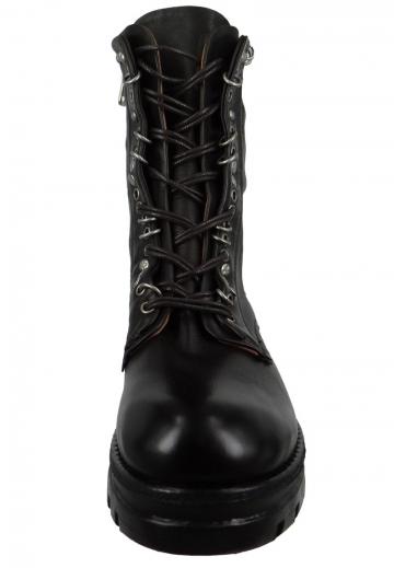 Ботинки на шнуровке