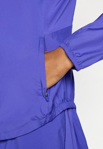 Спортивная куртка