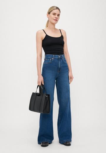 Топ на бретельках