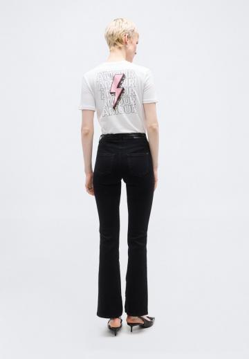 Клешеные джинсы