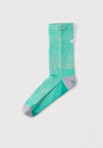 Спортивные носки