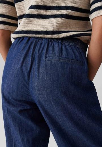 Свободные джинсы