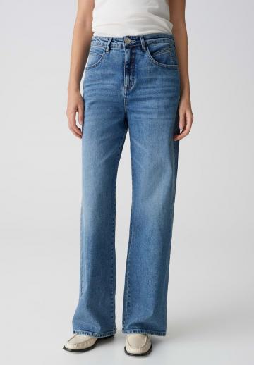 Прямые джинсы