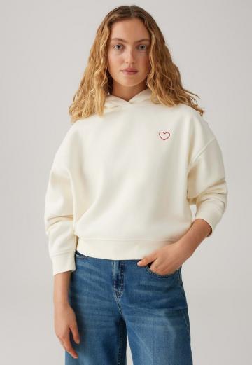 Пуловер с капюшоном