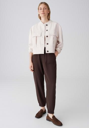 Куртка с накладнымит карманами