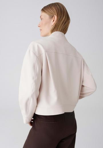 Куртка с накладнымит карманами