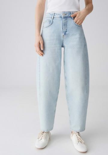 Свободные джинсы