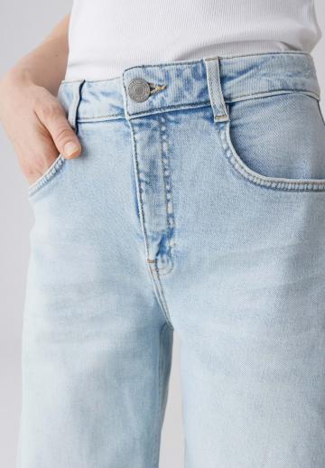 Свободные джинсы