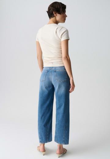 Прямые джинсы