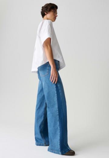 Клешеные брюки