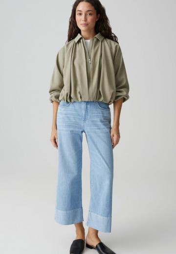 Прямые джинсы