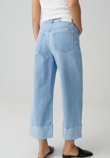 Прямые джинсы