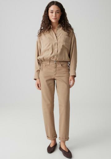 Короткие джинсы